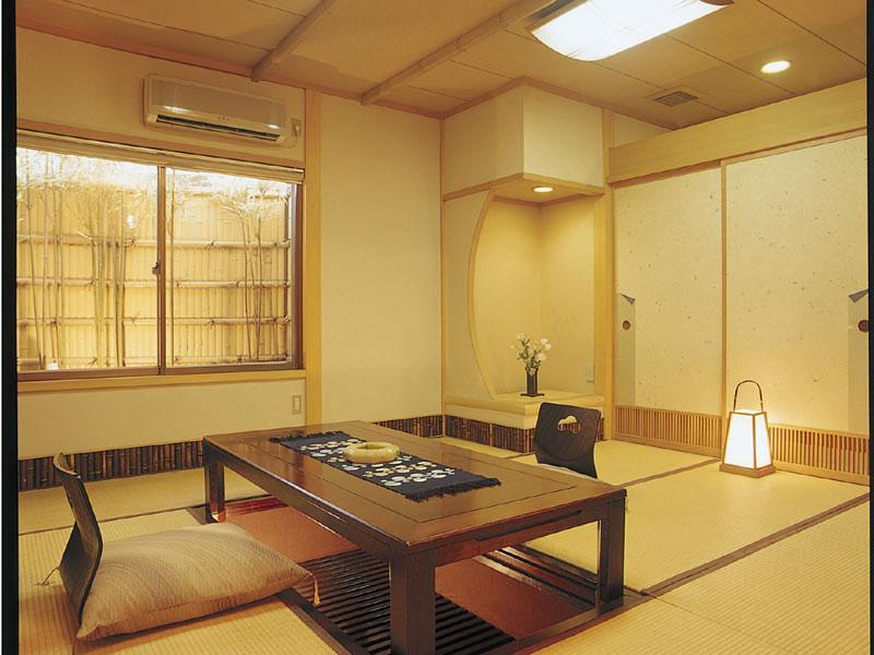 Yugawara Onsen Ryokan Uohan Bagian luar foto